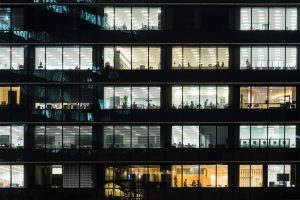 เมื่องานหนักฆ่าคนได้