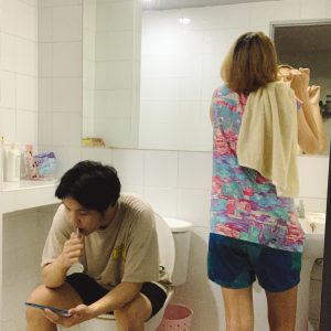 อยู่ก่อนแต่ง ใจแตกยังไง?