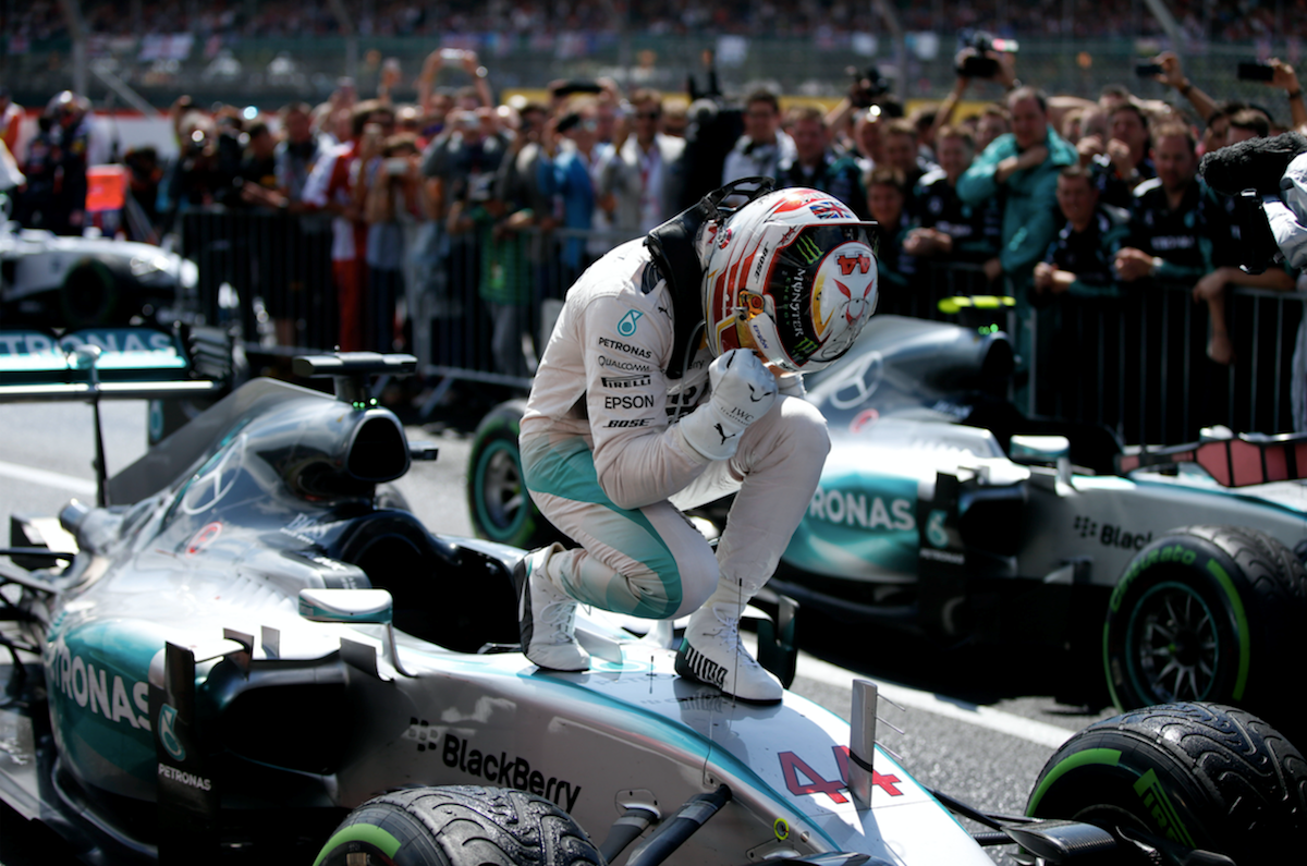 A Crash Course in Loving the Singapore Grand Prix