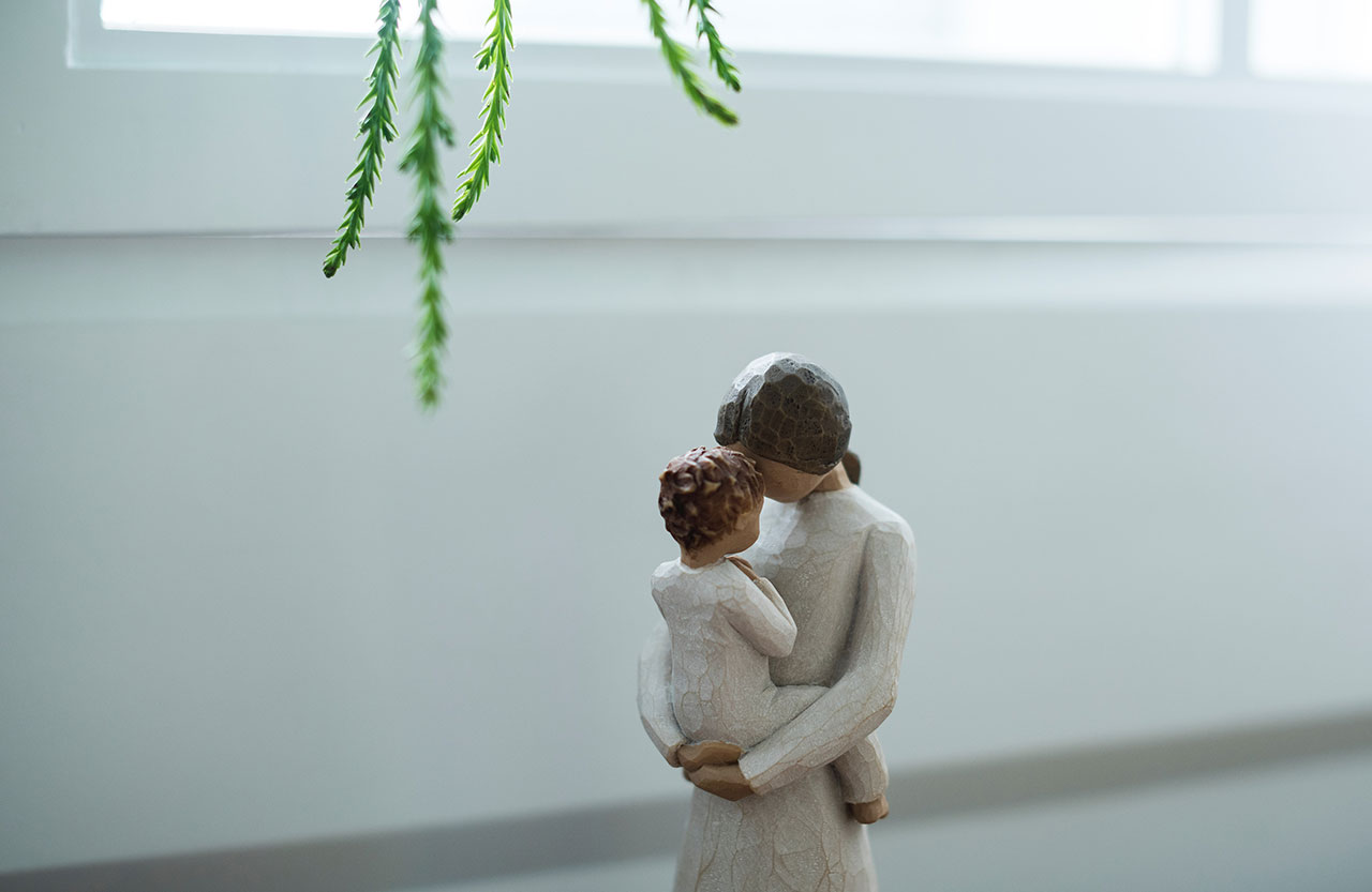 A Different Kind of Love: Living with Mothers with Mental Illnesses
