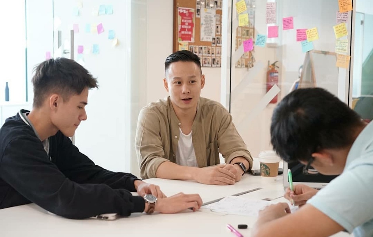 These 16-Year-Olds Want to Build an App That Will Help Youth Consume News. Will It Work?