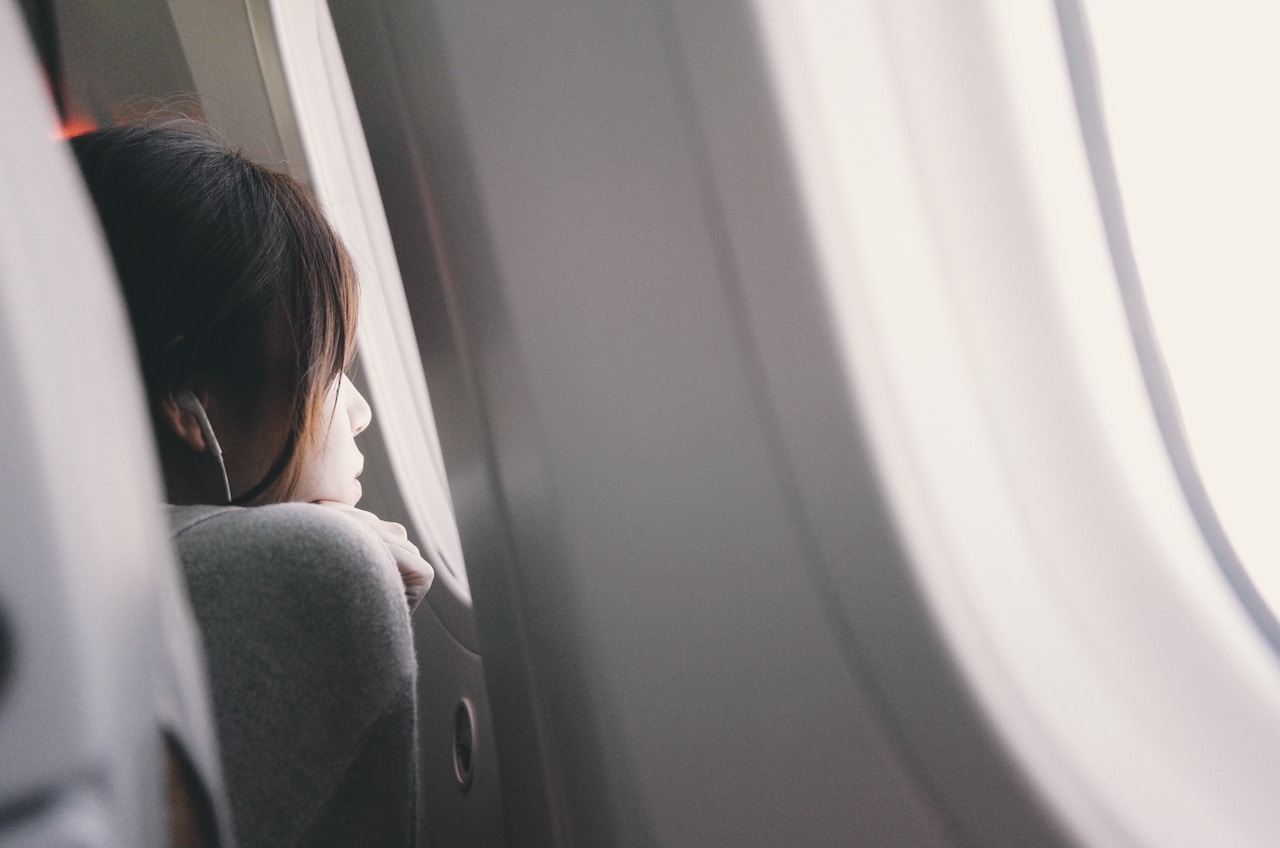 Downloading Movies Before a Flight is for Noobs. Listen to Audiobooks Instead.