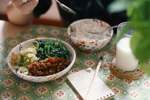 How Healthy Is the Cai Fan Diet?
