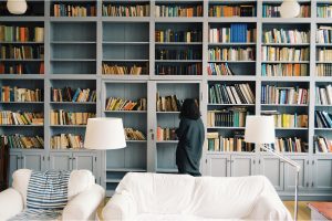How Bookstagram, A Niche Instagram Community, Kept Online Debates Civil This Year