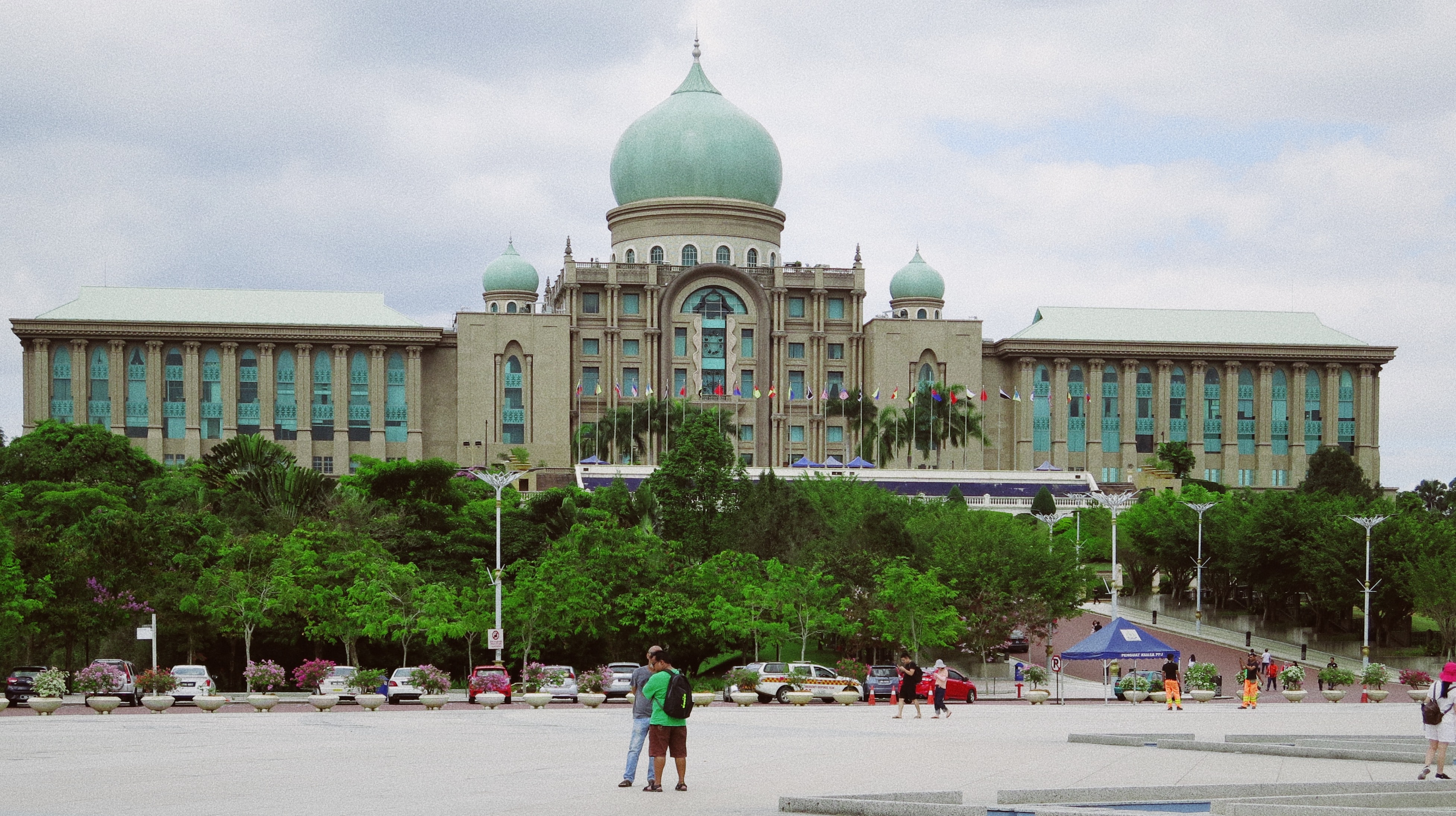 “The Virus Didn’t Care”: 6 Malaysians Reflect On How The Pandemic Changed Their Lives