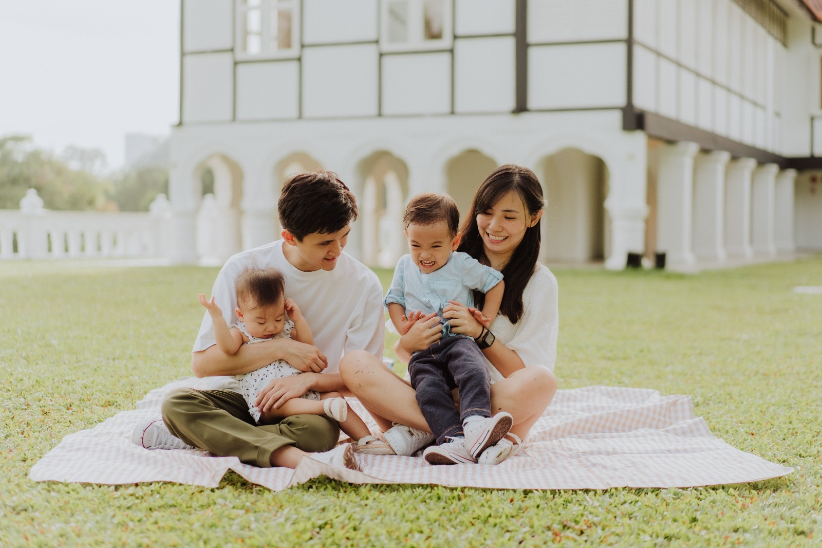 Singapore’s Aunty Is the Babysitting Help Single Parents Need