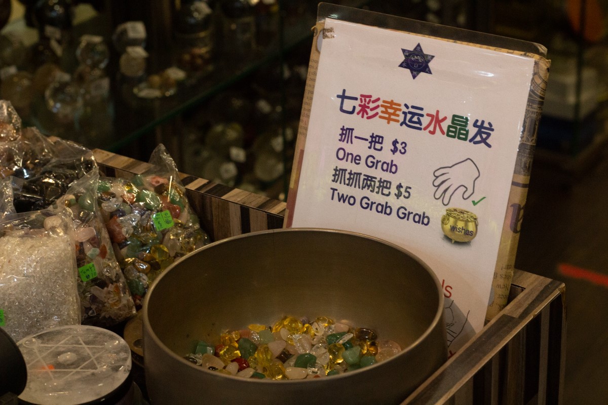 How Crystal Healing Got Its Groove Back (Despite Scientific Criticism)