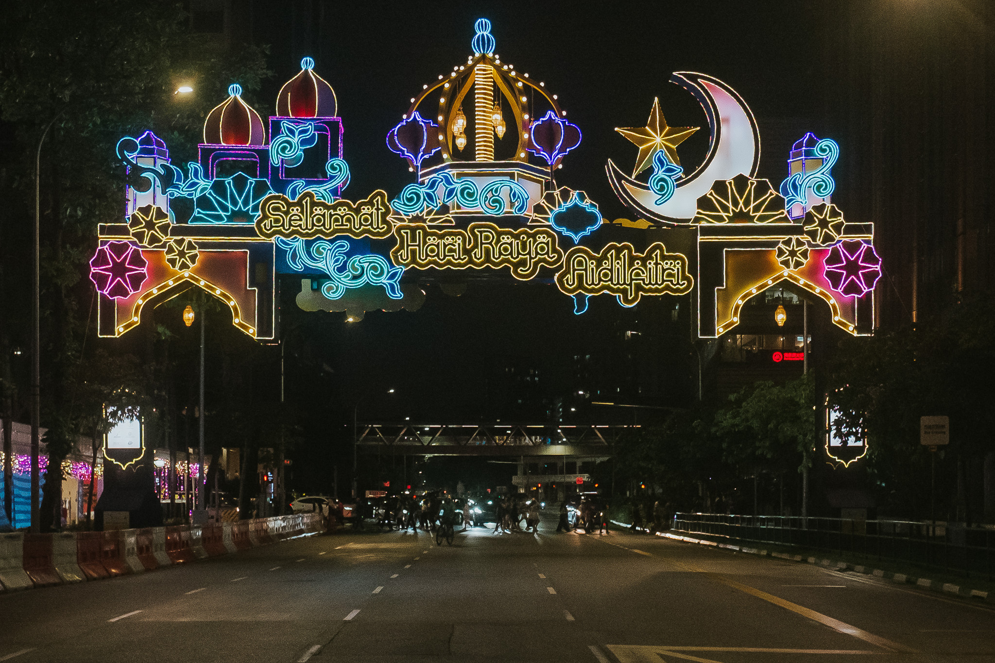 The Solution For Muslims to Get Seats at Ramadan Bazaars to Break Their Fast? Just Ask. 