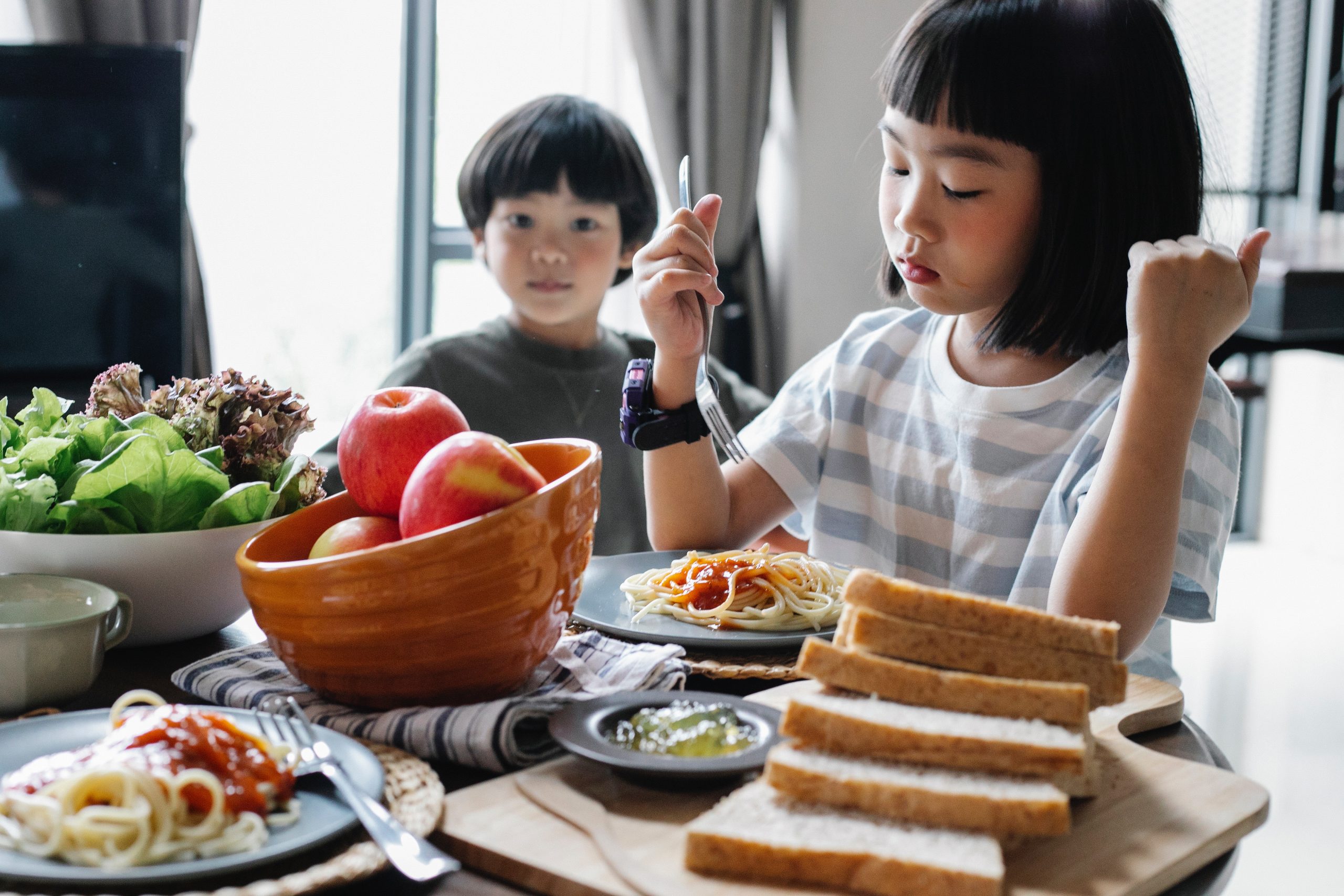 Is Being Able to Eat Breakfast With Family Every Day a Privilege?